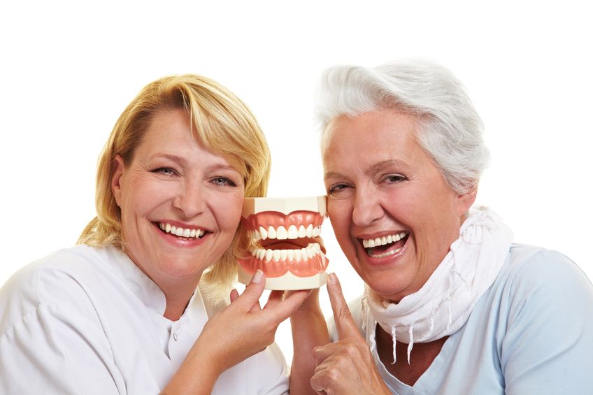 senior-citizens-keeping-dentures-clean-west-los-angeles-dental-care